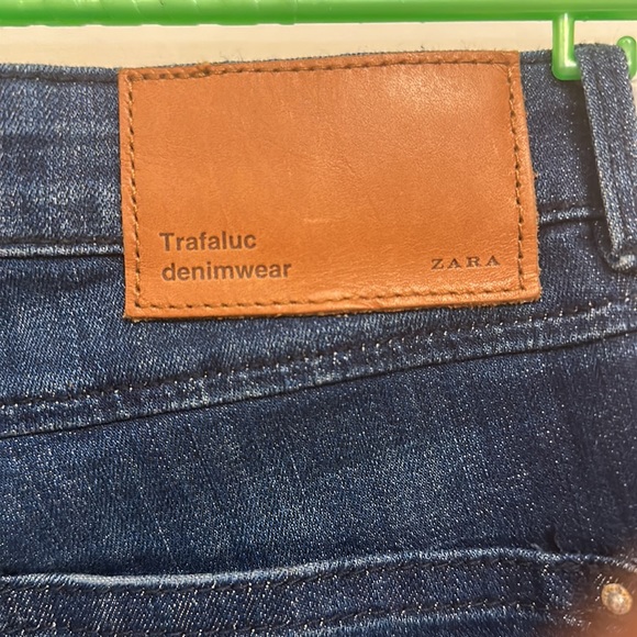 NWOT Zara Ripped Skinny Blue jeans in Dark Blue !UK 12 ! - Picture 7 of 7